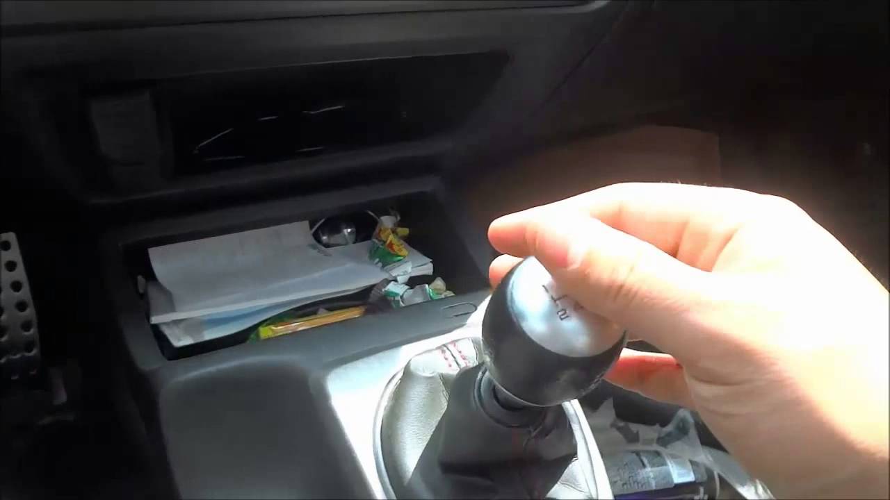how to drive a manual car hill start
